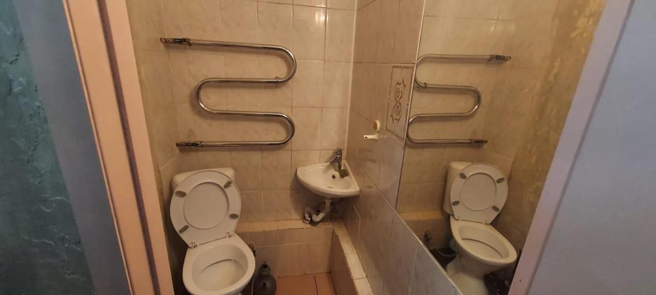 Family Hostel Ałma Ata Zewnętrze zdjęcie